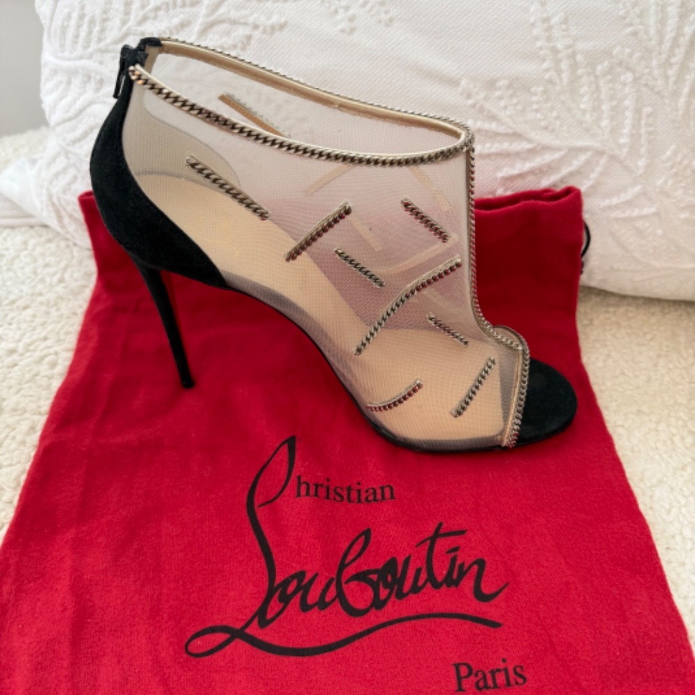 Christian Louboutin, Size 42, Mesh Chain Accents Pump - Picture 4 of 8
